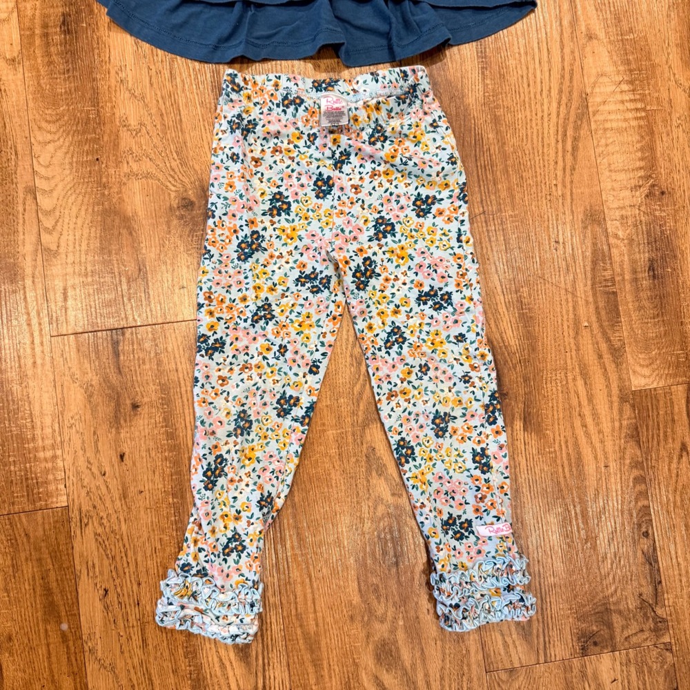 RuffleButts Kids Girls 4T Teal Peplum Tunic and Floral Ruffle Leggings Set 2pc - Picture 3 of 8